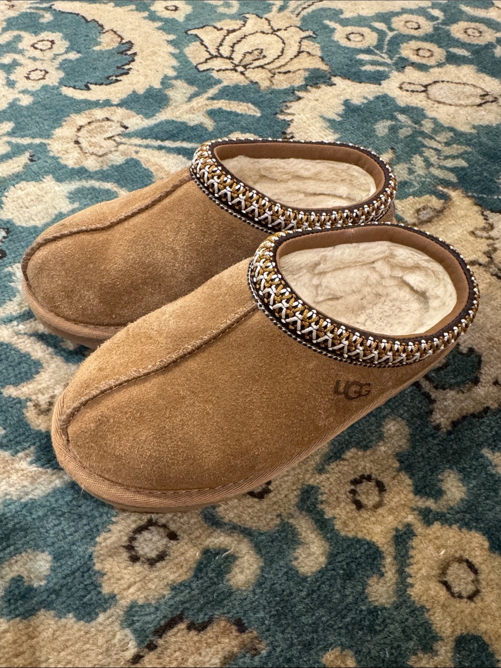 UGG Kids Chestnut/Tan Sheepskin-Lined Slip-On Clogs with Beaded Trim